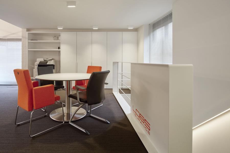 pvd-concept-projects-White line-LDBS Insurance (BE)-image-01.jpg