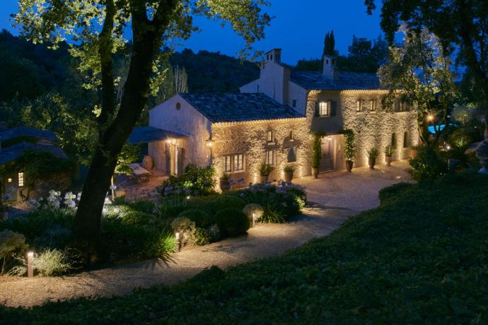 pvd-concept-projects-nona_simply-Roquefort-les-Pins (FR)-image-01.jpg