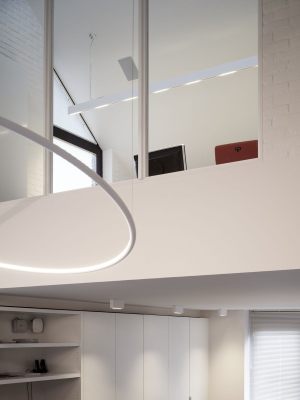 pvd-concept-projects-White line-LDBS Insurance (BE)-image-05.jpg