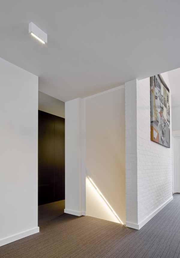 pvd-concept-projects-White line-LDBS Insurance (BE)-image-06.jpg