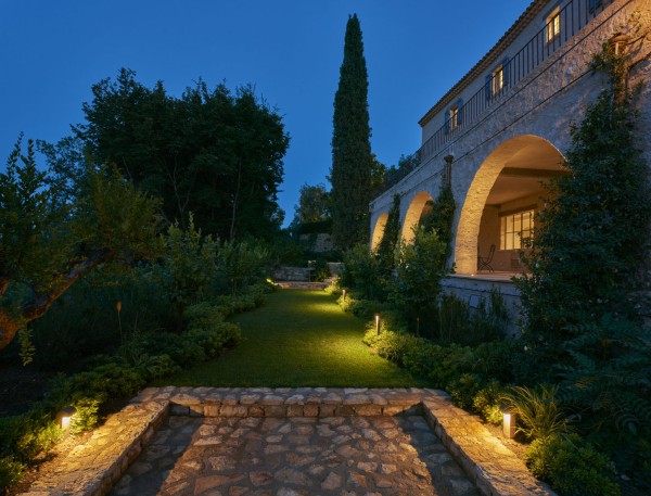 pvd-concept-projects-nona_simply-Roquefort-les-Pins (FR)-image-18.jpg