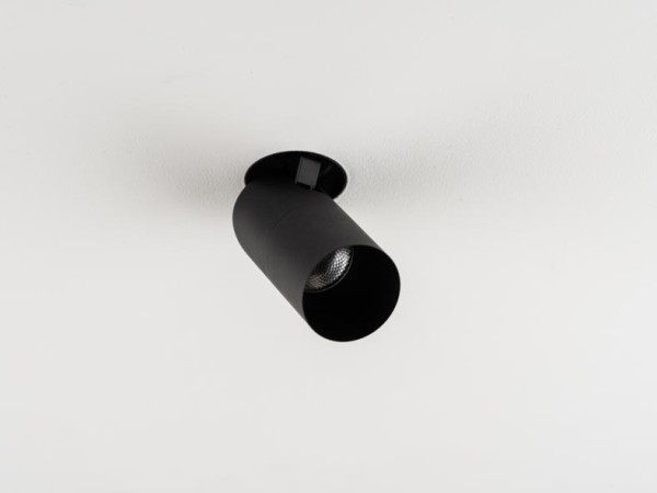pvd-concept-collections-whiteline-dotsi semi recessed-image-08.jpg