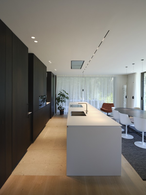 pvd-concept-projects-White line-Kapellen_07 (BE)-image-04.jpg