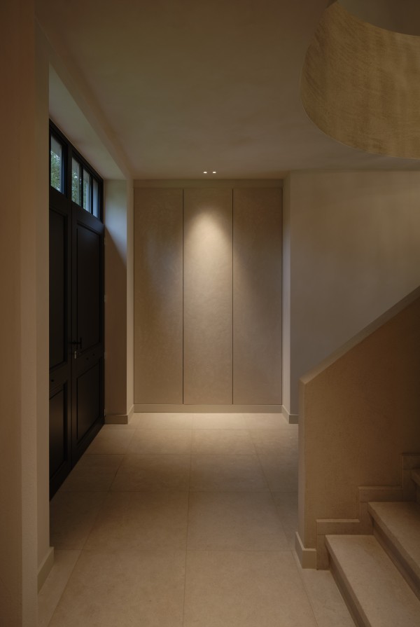 pvd-concept-projects-White line-Kapellen (9)(BE)-image-05.jpg