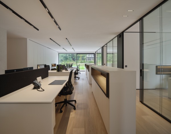 pvd-concept-projects-White line-Kapellen (BE)-image-10.jpg